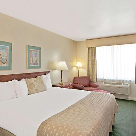 Ramada By Wyndham Draper, Utah Hotell Exteriör bild