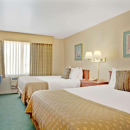 Ramada By Wyndham Draper, Utah Hotell Exteriör bild