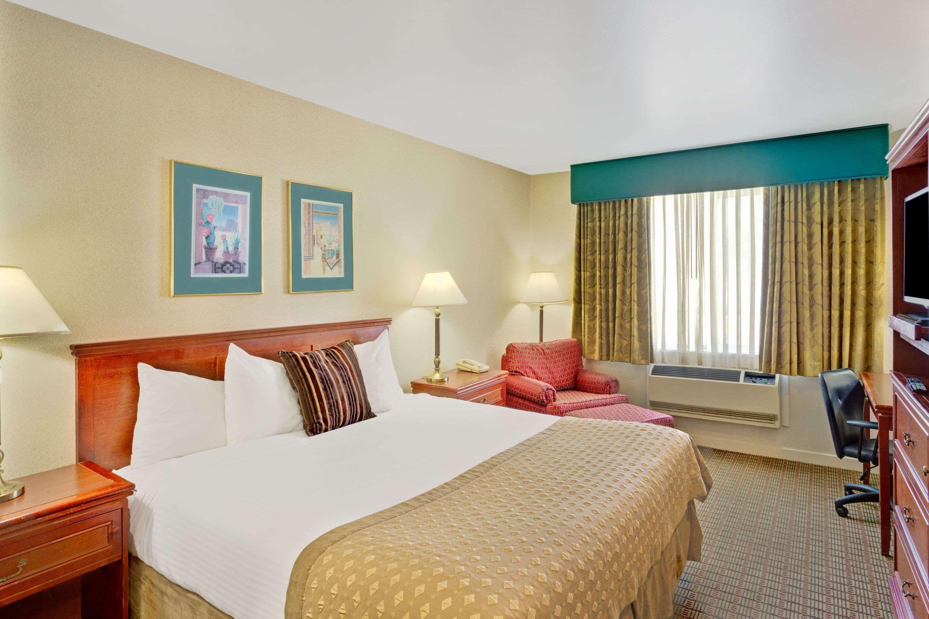 Ramada By Wyndham Draper, Utah Hotell Exteriör bild